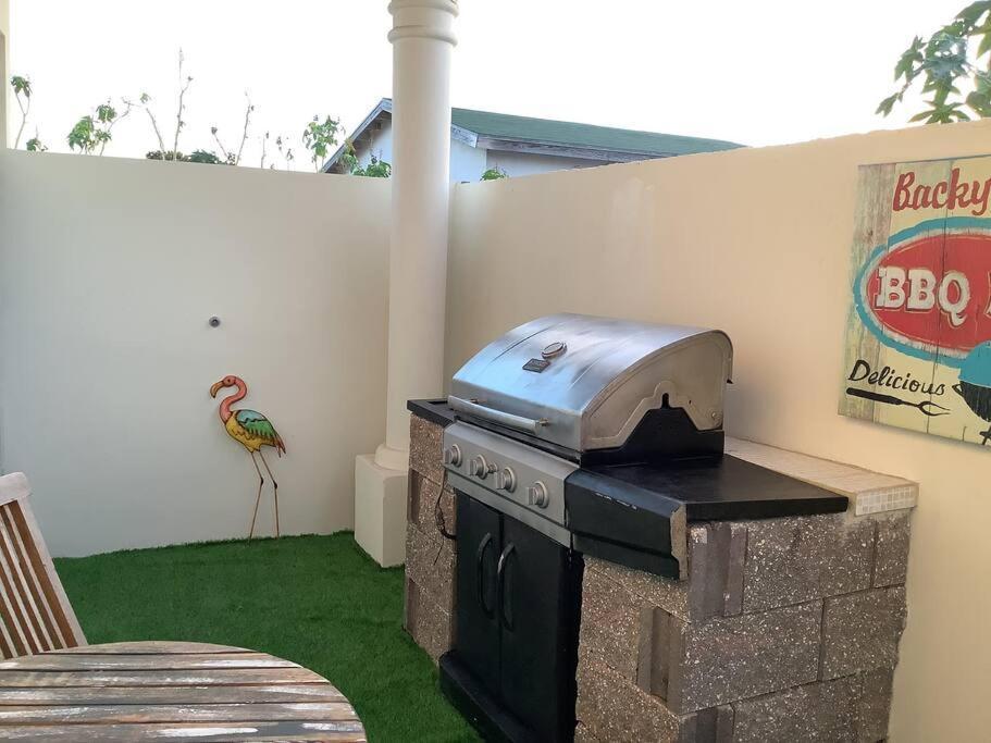 Cozy 1-Bedroom Apartment Minutes Away Drive To Mangel Halto Beach Savaneta Extérieur photo