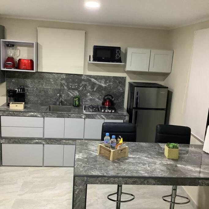 Cozy 1-Bedroom Apartment Minutes Away Drive To Mangel Halto Beach Savaneta Extérieur photo